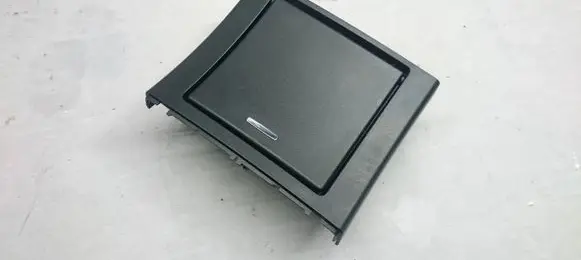 Mercedes-Benz E W212 Car ashtray