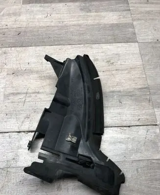 Volvo XC70 Intercooler air guide/duct channel 30796390 M0N7A