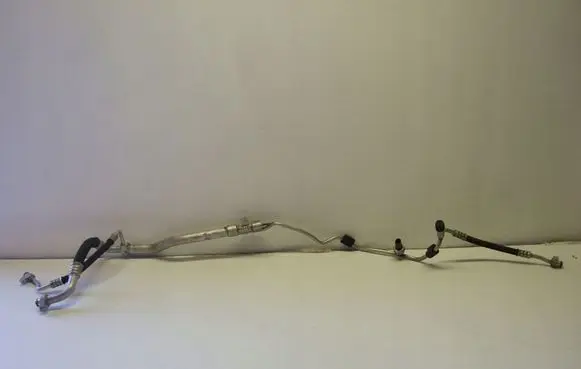 Mercedes-Benz GL X166 Air conditioning (A/C) pipe/hose 1668300100