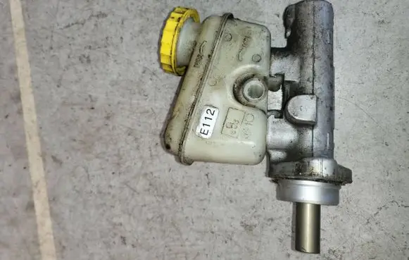 Ford Maverick Master brake cylinder