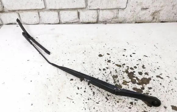 Nissan Qashqai Front wiper blade arm 80017607 AS12U