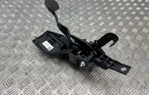 Opel Combo E Brake pedal P1019167A