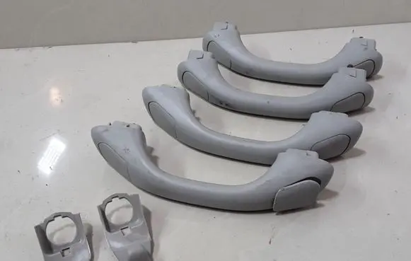 Volvo S60 Front interior roof grab handle 13550