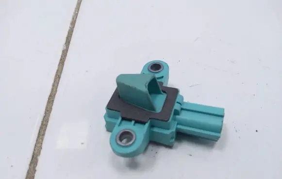 Audi A4 S4 B8 8K Airbag deployment crash/impact sensor 8K0955557