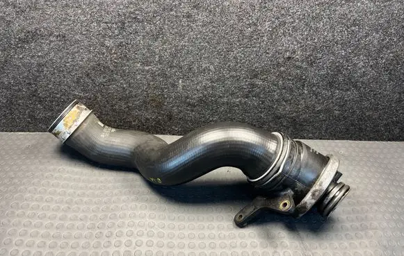 Intake resonator