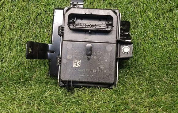 Buick Encore I Fuel injection pump control unit/module 84082495 5DE93421625AA