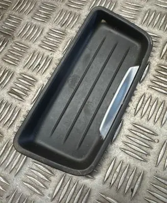 BMW 3 F30 F35 F31 Cup holder 9232068 132083