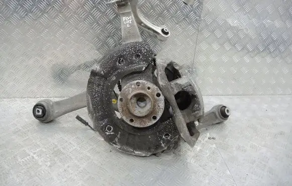 BMW 7 F01 F02 F03 F04 Front wheel hub spindle knuckle
