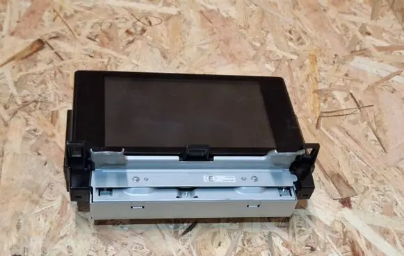 Lexus CT 200H Screen/display/small screen 81263261231 8611176081 CVTS73J1AJ