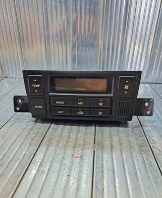 Hyundai Tucson JM Climate control unit BBP0228