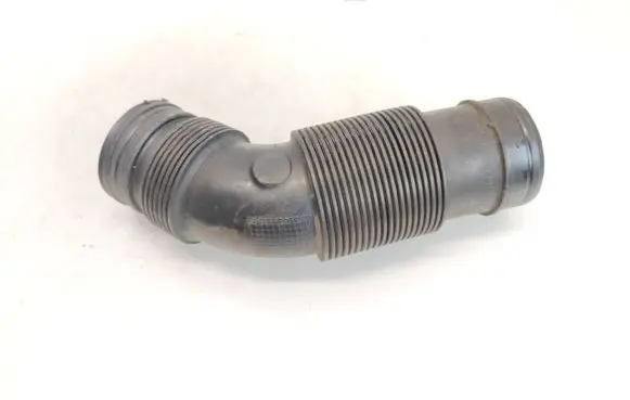 Audi Q7 4L Air intake duct part 7L8129684
