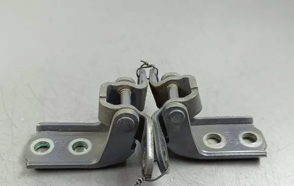 Front door hinge set