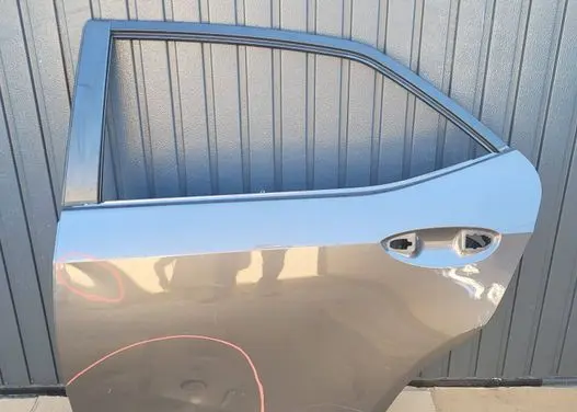 Toyota Corolla E160 E170 Rear door