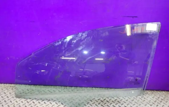Fiat Punto (199) Front door window glass four-door