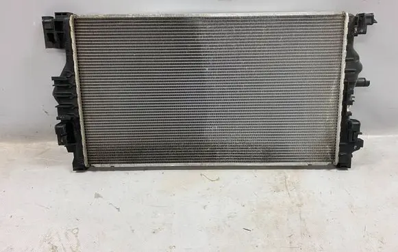 Opel Zafira C Coolant radiator 13393983