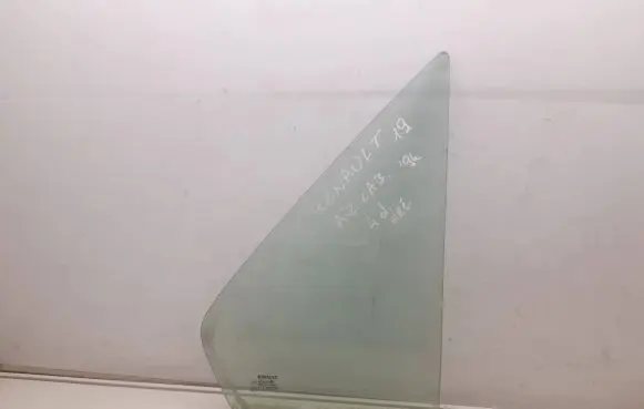 Renault 19 Rear side window