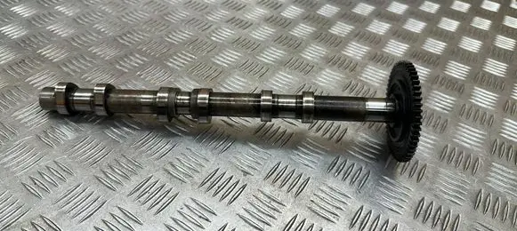 Mercedes-Benz E W212 Camshaft 15125