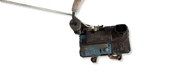 Volvo XC90 Front door lock 