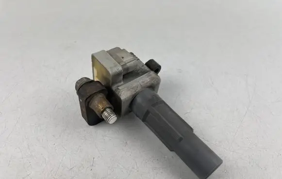 Subaru Legacy High voltage ignition coil FK0334