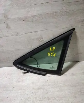 Volkswagen Touran III Front door vent window glass four-door 43R001582 E000199