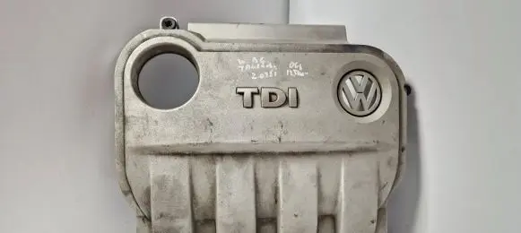 Volkswagen PASSAT B6 Engine cover (trim) 03G103967G 03G103967F 03G103967A