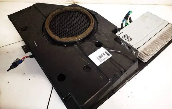 Chevrolet HHR Subwoofer speaker 821607108