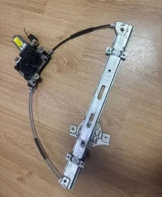 Hyundai i10 Front door window regulator with motor F00S1A2698