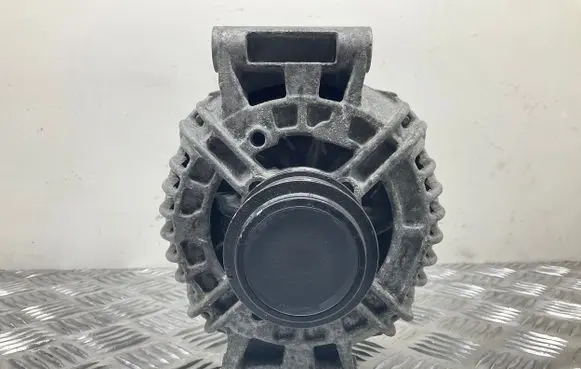 Audi A5 8T 8F Generator/alternator 06H903016L