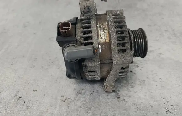 Toyota Yaris Generator/alternator