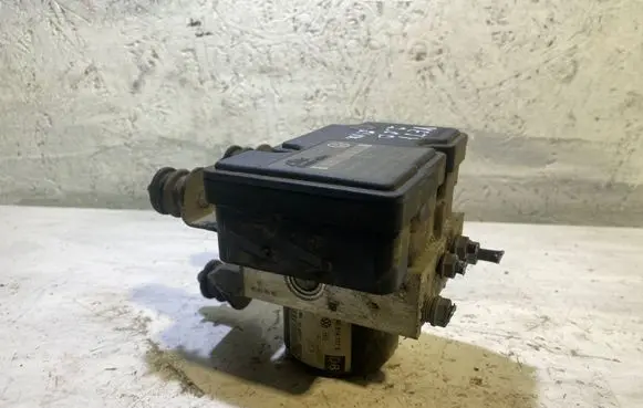 Skoda Yeti (5L) ABS Pump 1K0907379AK 000404913E4 10097003293