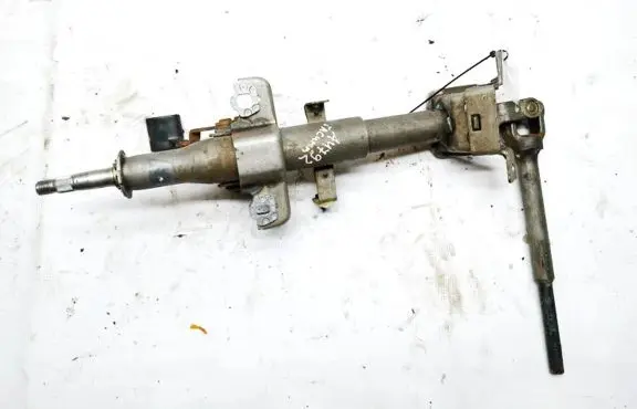 Chevrolet Tacuma Steering wheel axle