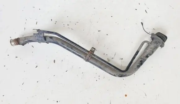Fuel tank filler neck pipe