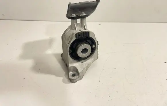 BMW i4 Engine mounting bracket 9485624 9478020