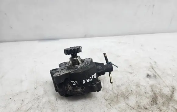 Mitsubishi Pajero Vacuum pump