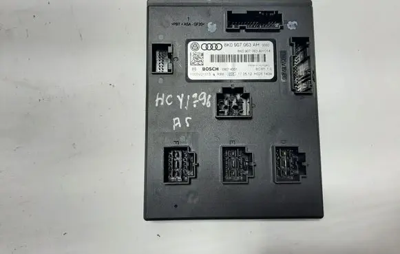 Audi A5 8T 8F Central body control module 8K0907063AH