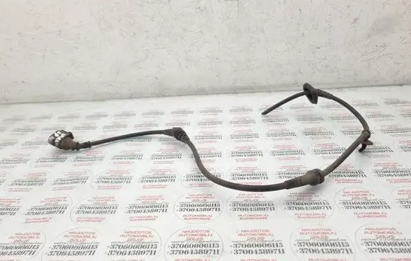 Volkswagen Touran I Front ABS sensor wiring 1J0906102