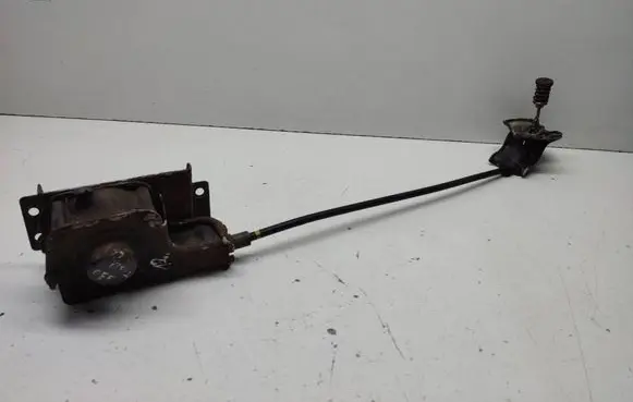 Mercedes-Benz Vito Viano W447 Spare wheel mounting bracket M00324700