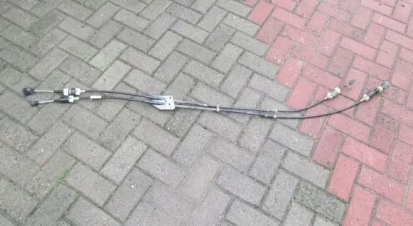 Ford Ecosport Gear shift cable linkage 4FTA123FA6NA