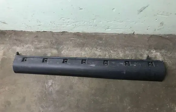 Suzuki SX4 Sill
