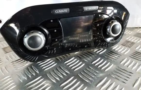 Nissan Juke I F15 Climate control unit 248451KB0A