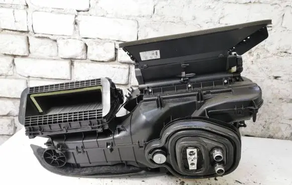 Audi A3 S3 8V Interior heater climate box assembly 5Q1816002AE 0T32532