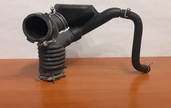 Lexus CT 200H Air intake duct part 1789337050 1788137220