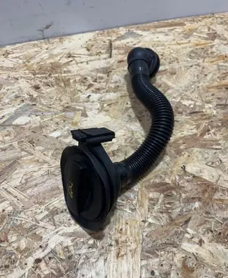 Porsche Cayenne (9Y0 9Y3) Oil fill pipe 4m0115301q 06M103485