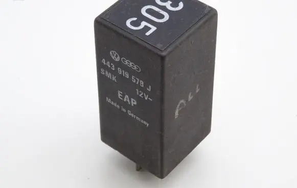Audi A6 S6 C5 4B Other relay 443919578J