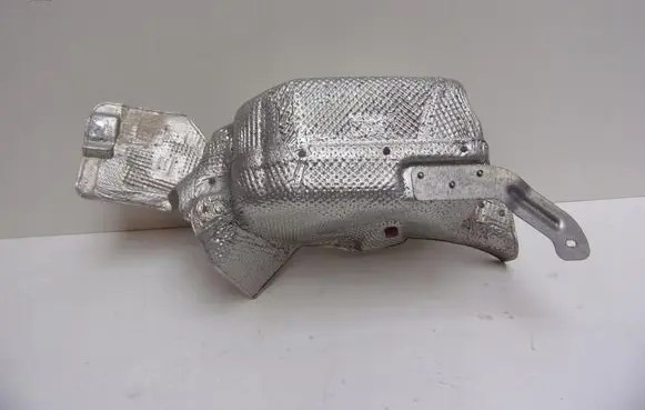 Chrysler Pacifica Exhaust heat shield 68214223AB