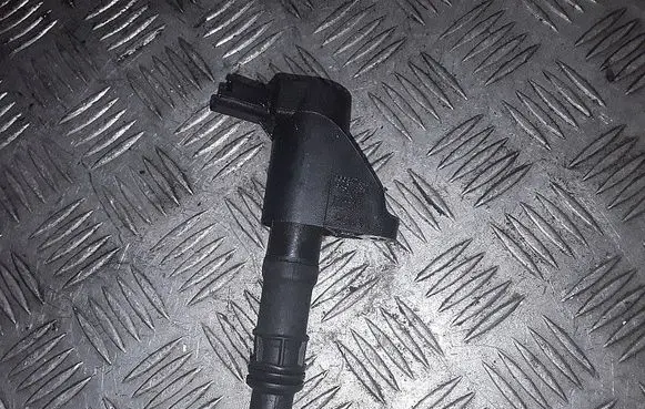Citroen C6 High voltage ignition coil 19005337 9663278480