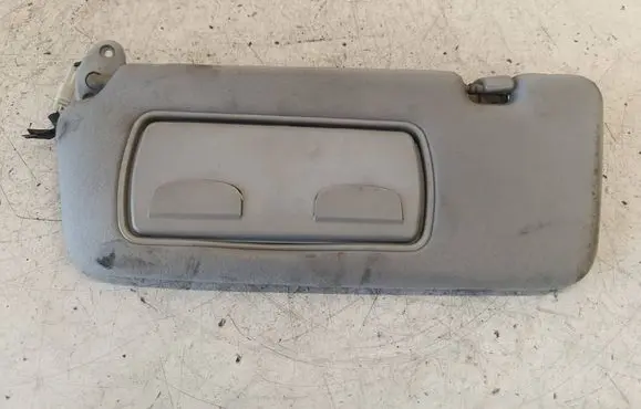 SsangYong Rexton Sun visor