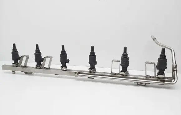 BMW 3 E46 Fuel main line pipe 143894802