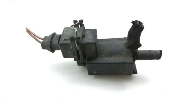 BMW X5 E53 Vacuum valve 72234100 1742712