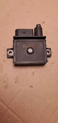 BMW 5 E60 E61 Glow plug pre-heat relay 0522120102